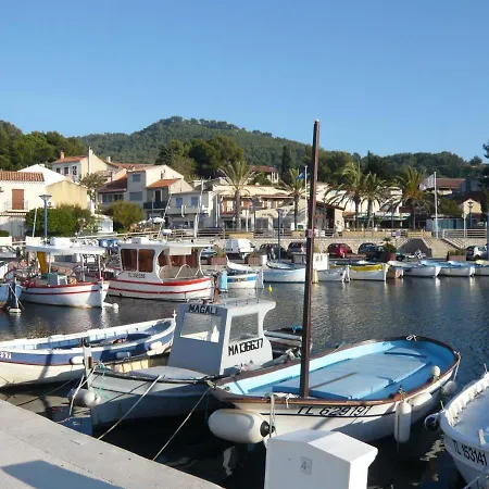 Les Aigues Marines-64 By Interhome Apartment Saint-Cyr-sur-Mer
