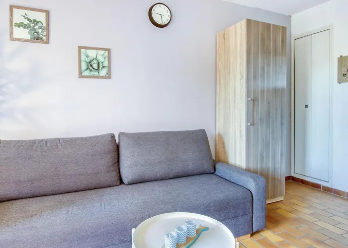 Les Aigues Marines-64 By Interhome Appartement Saint-Cyr-sur-Mer